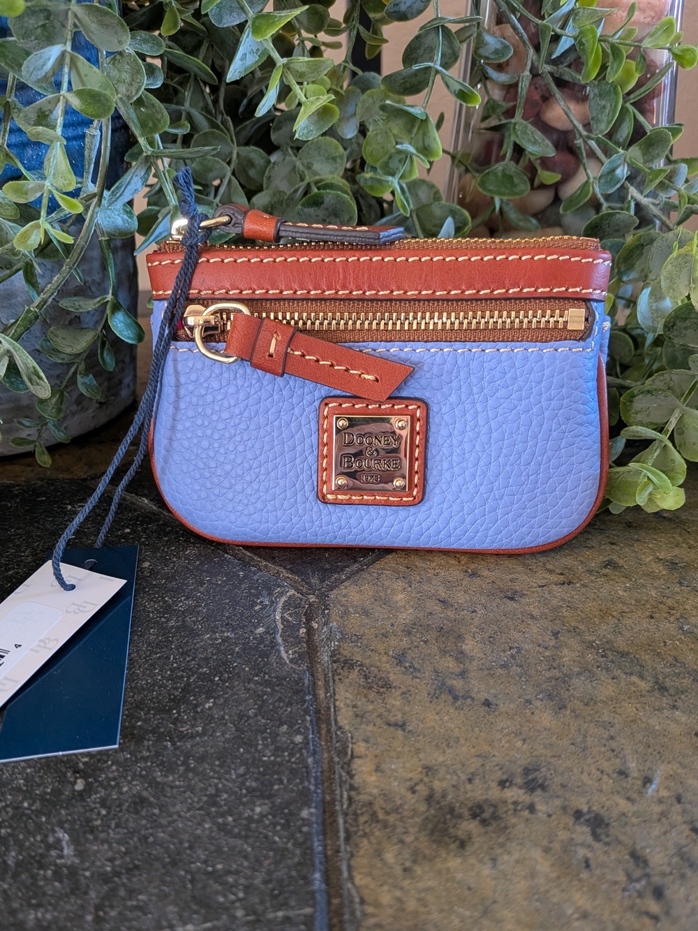 NWT! Dooney & Bourke Pebble Grain Small Coin Case in LAVENDER
